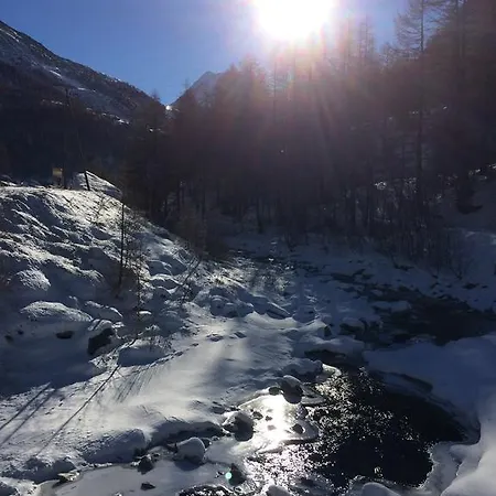 Sarazena Апартаменты Саас-Грунд