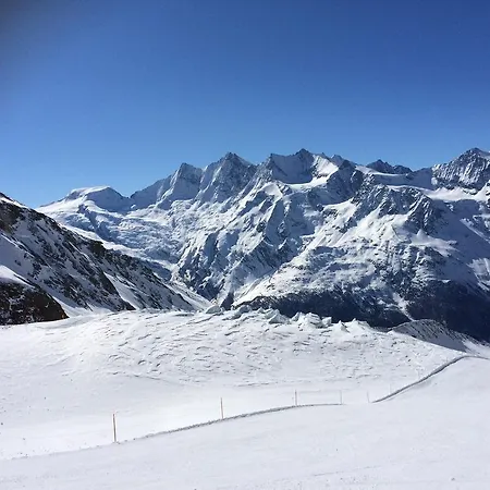 Апартаменты Sarazena Саас-Грунд